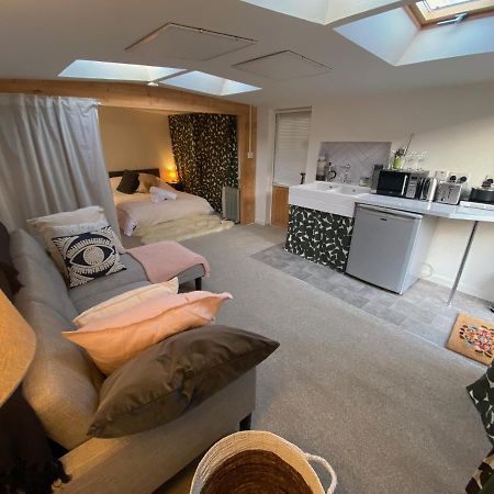 The Dragonfly Bnb, Glastonbury Extérieur photo