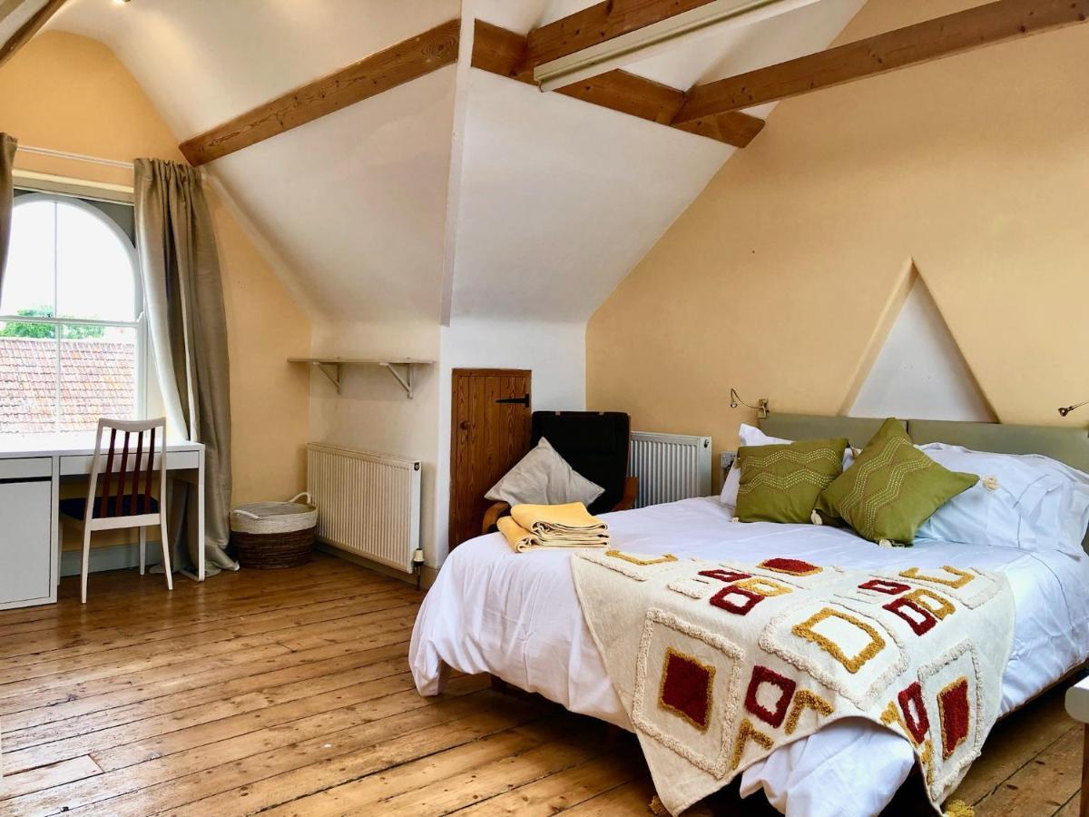 The Dragonfly Bnb, Glastonbury Extérieur photo