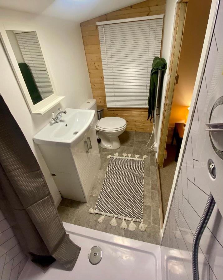 The Dragonfly Bnb, Glastonbury Extérieur photo
