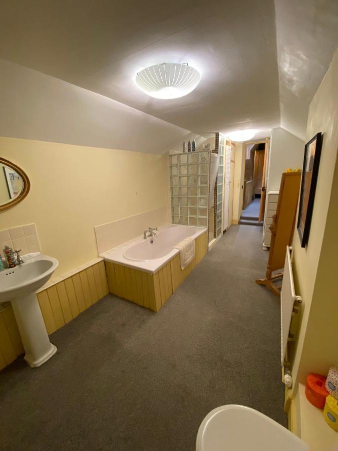 The Dragonfly Bnb, Glastonbury Extérieur photo