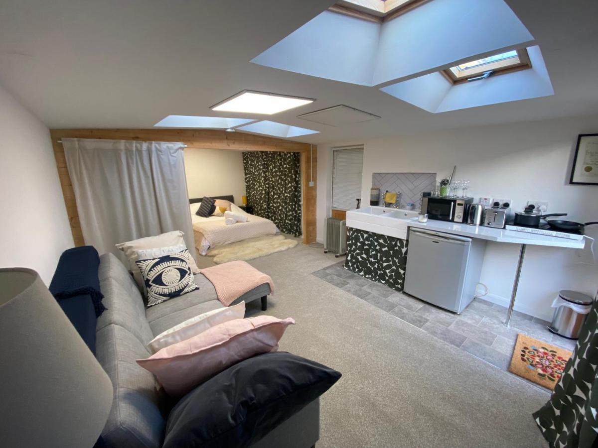 The Dragonfly Bnb, Glastonbury Extérieur photo