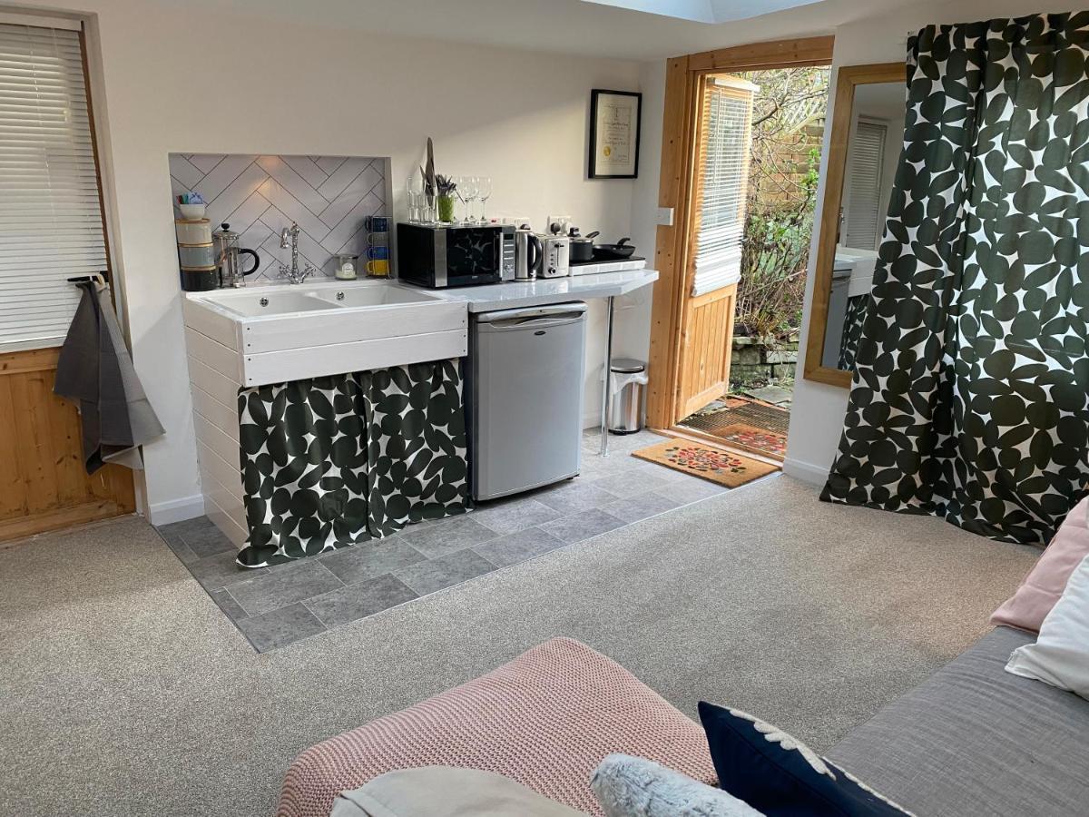The Dragonfly Bnb, Glastonbury Extérieur photo