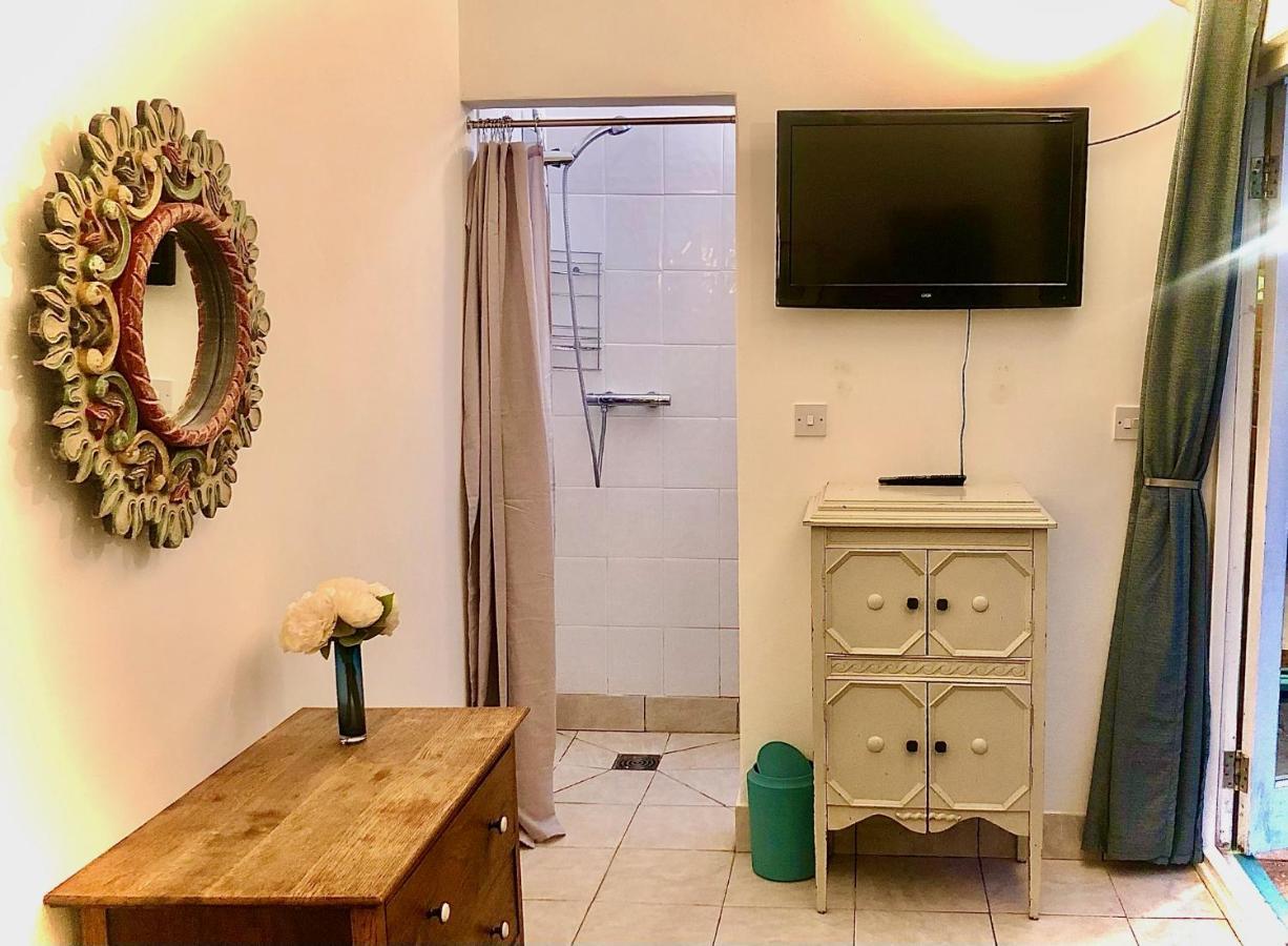 The Dragonfly Bnb, Glastonbury Extérieur photo