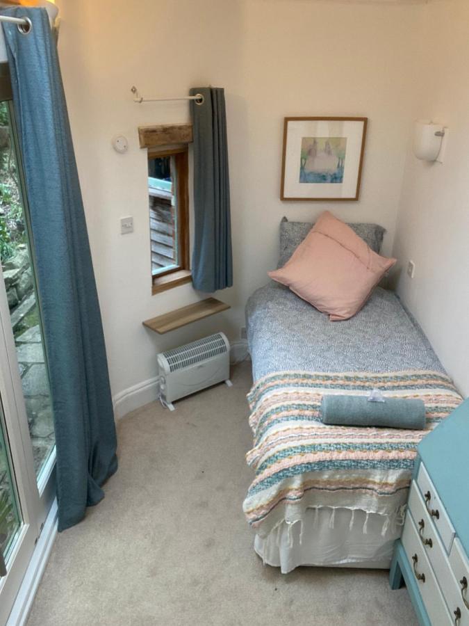 The Dragonfly Bnb, Glastonbury Extérieur photo